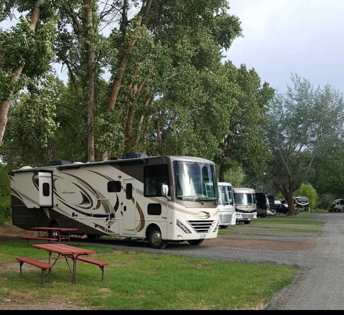 RV sites at Ellensburg Camp Resort